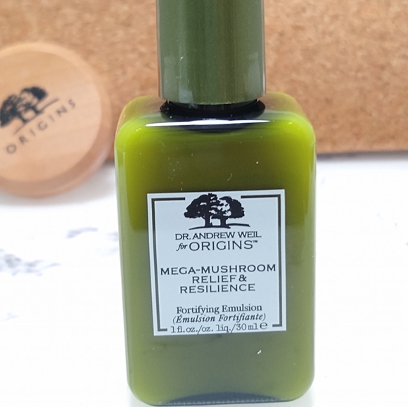 Travel Origins Skincare Set - Picture 6 of 10